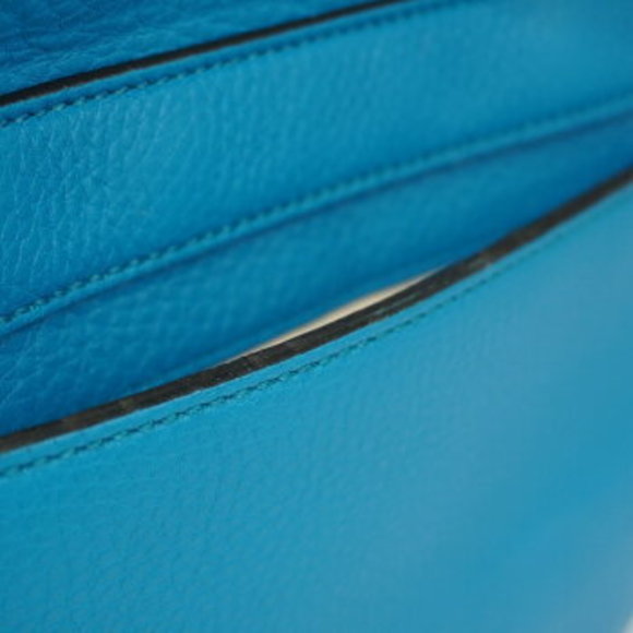 Gucci GG Marmont Leather Shoulder Bag - Picture 7 of 12